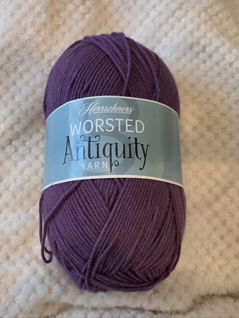 Herrschners Antiquity Worsted Yarn - Purple ( Dusty Plum )